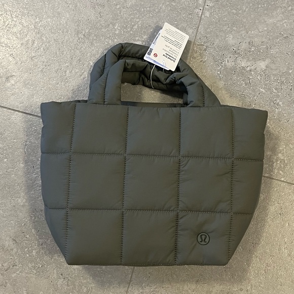 lululemon athletica Bags Bnwt Grey Sage Quilted Grid Crossbody Bag